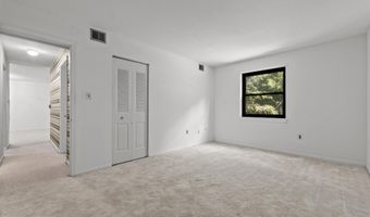 6 CHASE HALL, Dover, DE 19904