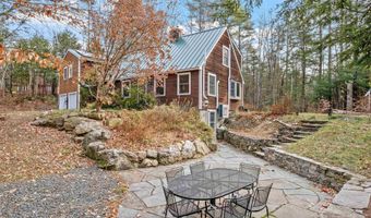 35 Merry Hill Rd, Barrington, NH 03825