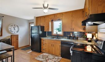 501 21st St NE, Austin, MN 55912