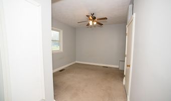 631 W 8th St, Bicknell, IN 47512