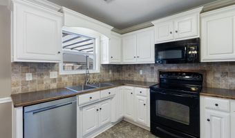 236 Creek View Dr, Austin, AR 72007