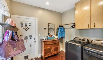 114 Clearview Dr, Abbeville, SC 29620