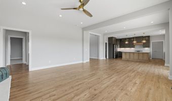 2046 Links Ln, Auburn, IN 46706