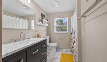 2410 Lovewood Dr, Wisconsin Rapids, WI 54494
