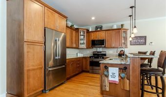 160 Allegra Ln, North Kingstown, RI 02852