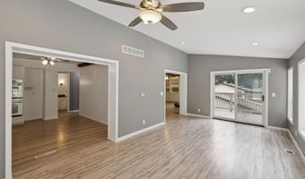 1010 56th St, Des Moines, IA 50311