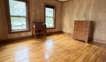 16 Washington St, Brattleboro, VT 05301