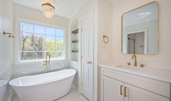 2326 Heather Hill Blvd, Anderson Twp., OH 45244