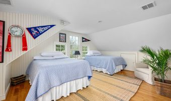 79 Sturgis Ln, Barnstable, MA 02630