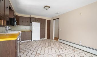 245 W Wrentham Rd, Cumberland, RI 02864