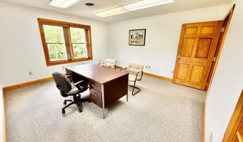 1045 Broadway, Bangor, ME 04401