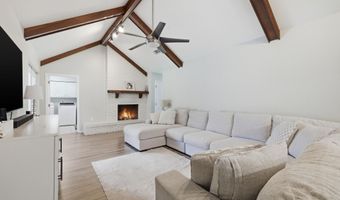 319 Eastview Dr, Biloxi, MS 39531