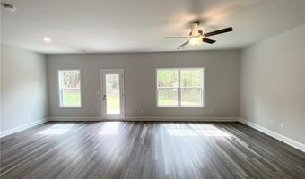 159 Station Overlook Dr, Auburn, GA 30011