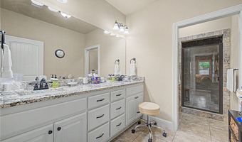 2504 SW Moorland St, Bentonville, AR 72713