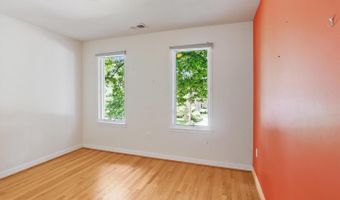 9819 PARKWOOD Dr, Bethesda, MD 20814