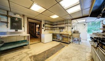 2165 STATE St, Alburtis, PA 18011