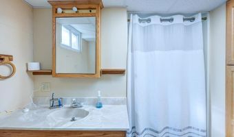 625 N 9th St, Arkansas City, KS 67005