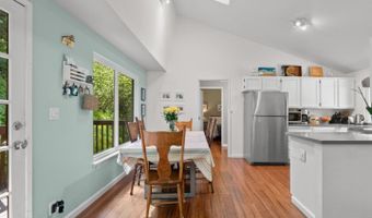 903 Redwood Dr, Aptos, CA 95003