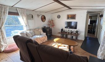 90 Sunset Cir, Campton, NH 03223