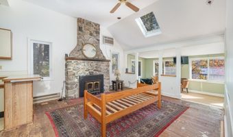 2102 Lakeside Dr, Alloway, NJ 07422