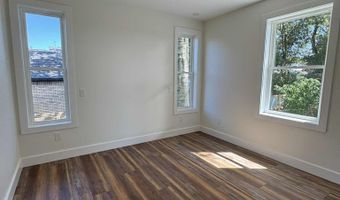 216 15th St, Apalachicola, FL 32320