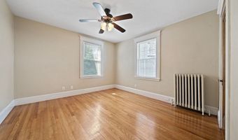 9 Parkwood Ter, Boston, MA 02130