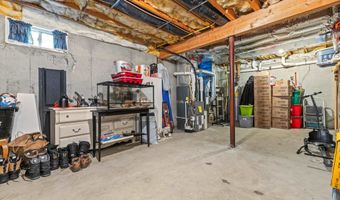 34 Chestnut Dr, Allenstown, NH 03275