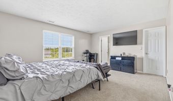 7022 Forrester Ln, Indianapolis, IN 46217