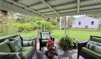 875 Princeton Ave, Amherst, OH 44001