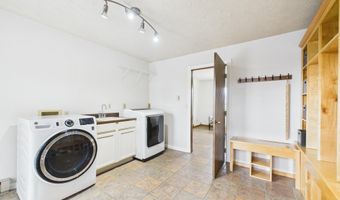 46923 250th St, Baltic, SD 57003