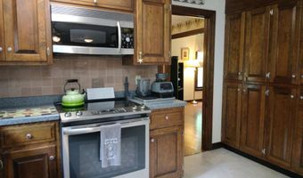 40 Lindahl Rd, Bedford, NH 03110