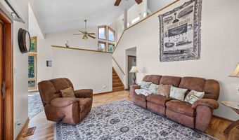 1515 RIVERSIDE Ln, Adamsville, TN 38310