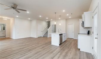 3 Heywood Ln, Bella Vista, AR 72714