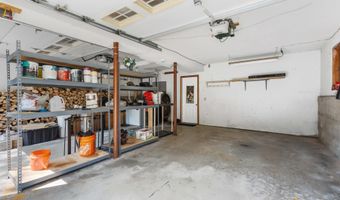4 Cross Rd, Brookline, NH 03033