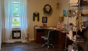 1424 Dicken Dr, Ann Arbor, MI 48103