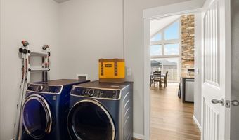 2200 LEDOUX Dr, Cheyenne, WY 82007