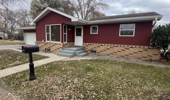 634 S Wells St, Aberdeen, SD 57401