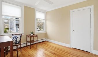 48 Constitution St 1, Bristol, RI 02809