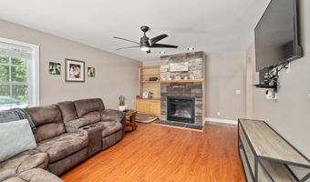 70 Riverside Dr, Allenstown, NH 03275