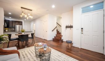 2215 RICHMOND Hwy 101, Alexandria, VA 22301