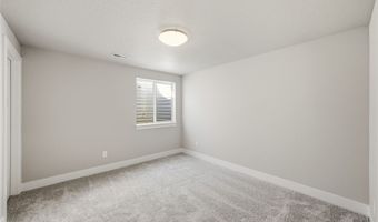 2308 Chan Dr, Adel, IA 50003