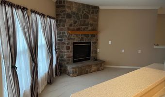 812 LONG Dr 812-F, Aberdeen, MD 21001