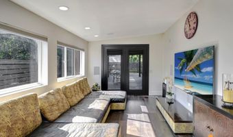 2121 Belmont Dr, Anchorage, AK 99517