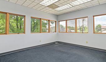 1735 Central Ave, Albany, NY 12205