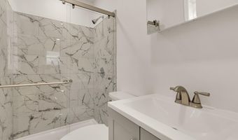 8730 EWING Dr, Bethesda, MD 20817