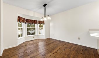 501 Spray Ave, Beachwood, NJ 08722