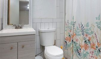 8373 Goldenstein Ln, Bozeman, MT 59715