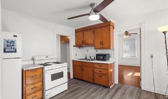 63 Lincoln Ave, Cranston, RI 02920