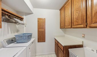 1208 Pleasantview Dr, Gardnerville, NV 89460
