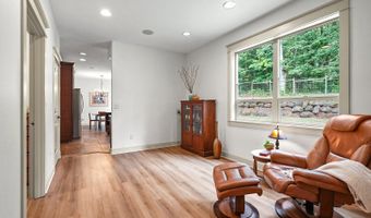 21980 SE UPPER MATTHEWS CREEK Ln, Amity, OR 97101